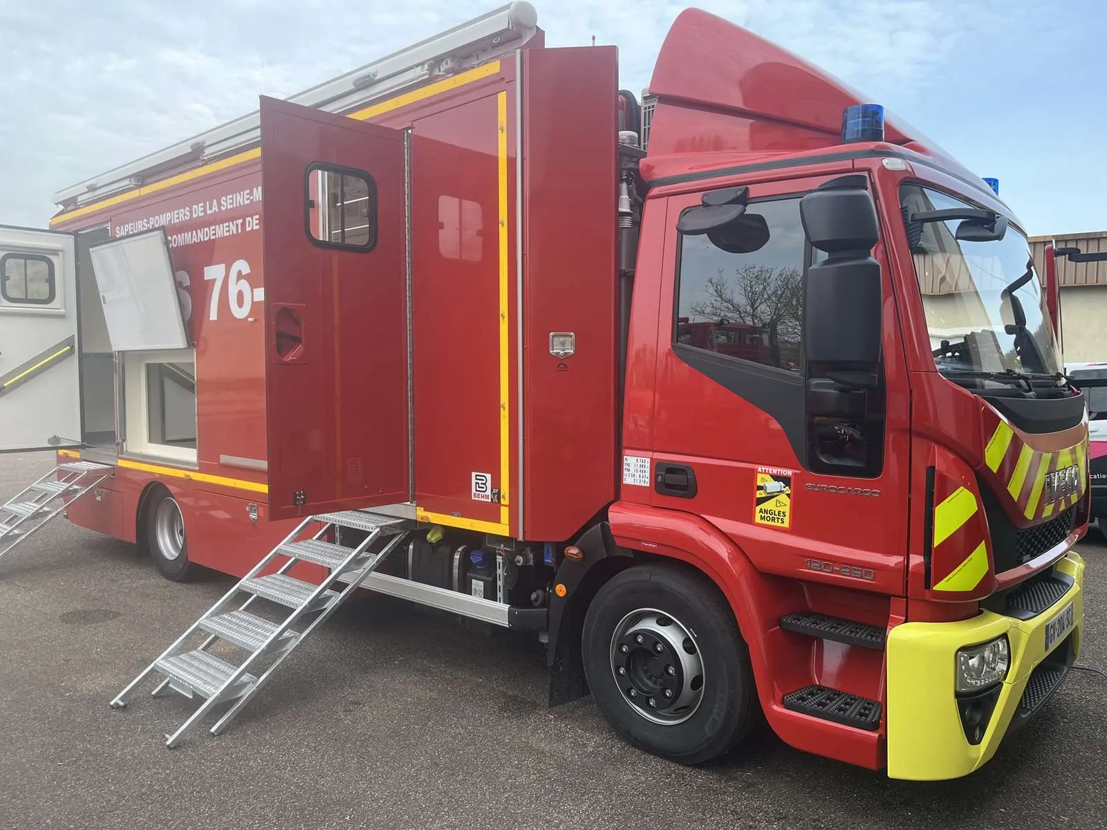Mobilny pojazd stanowiska kierowania PCS 76-5