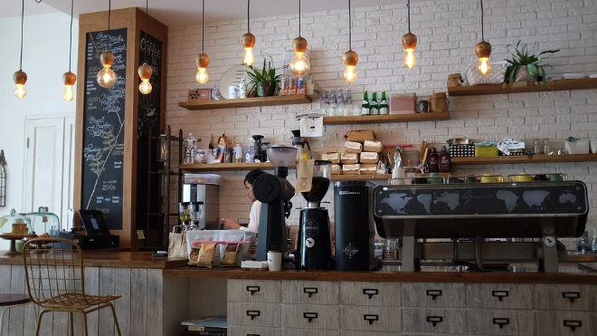 How to use Digital Displays to grow your cafe or restaurant?
