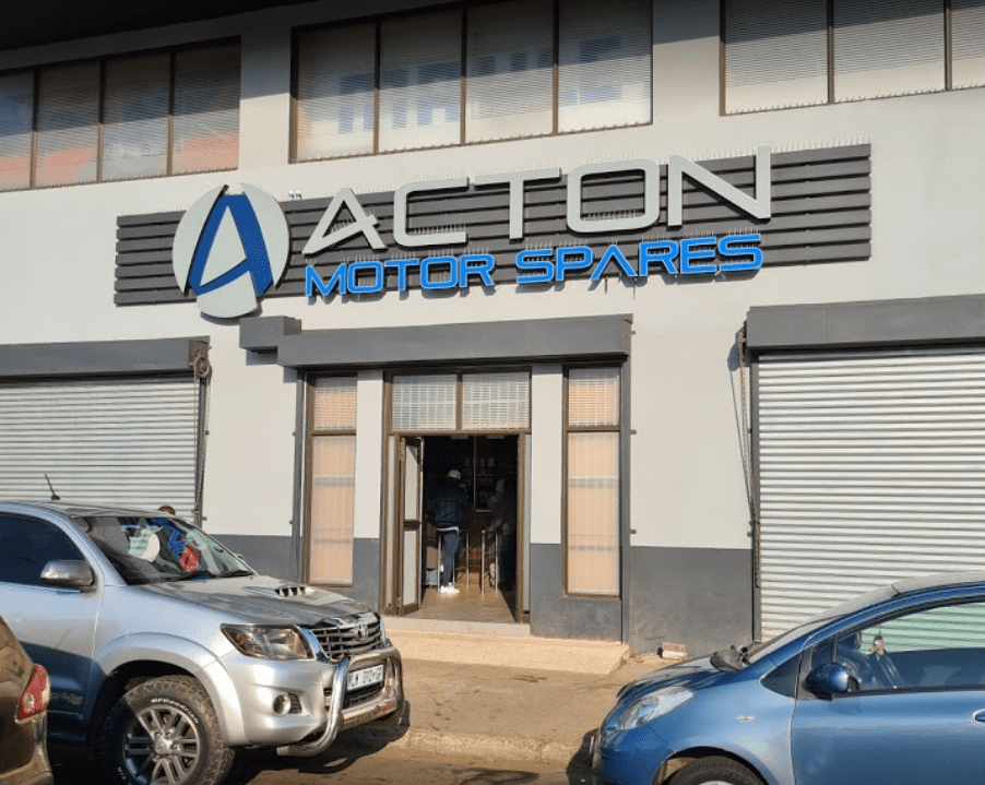 „Acton“ atsarginių automobilių parduotuvė